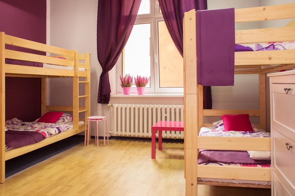 Amnezja Hostel Wroclaw Ruang foto